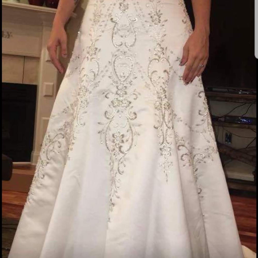 Wedding dress